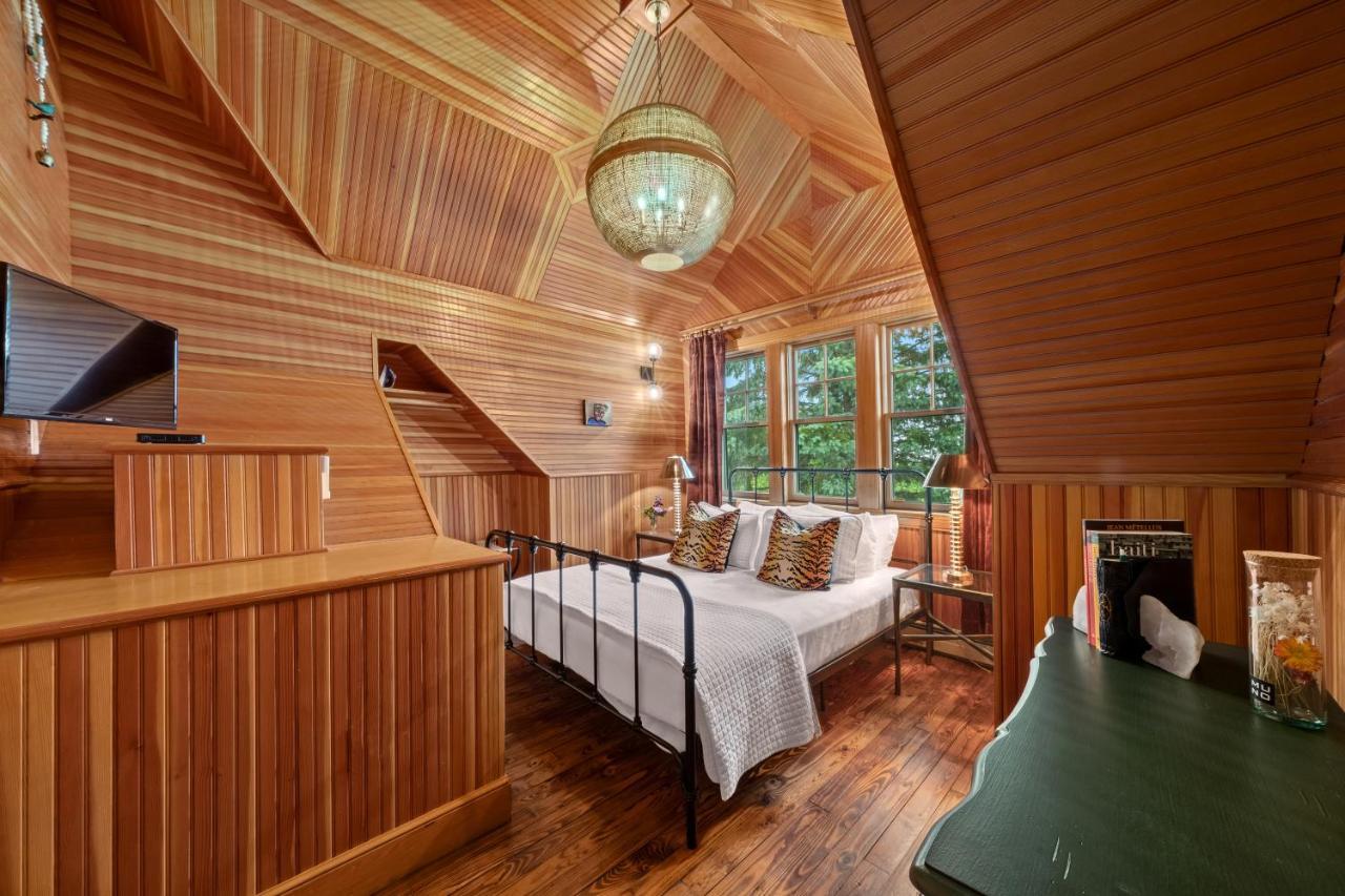 Hotel Mountain Brook Tannersville Exterior photo